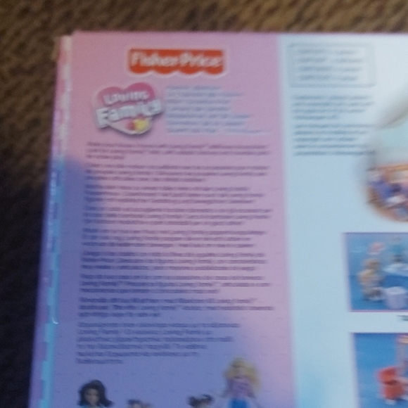 Fisher-Price Loving Family Parents' Bedroom Set with Pink and Blue - Picture 3 of 3